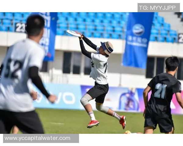 南京飞盘队中路突破分析与战术得失探讨